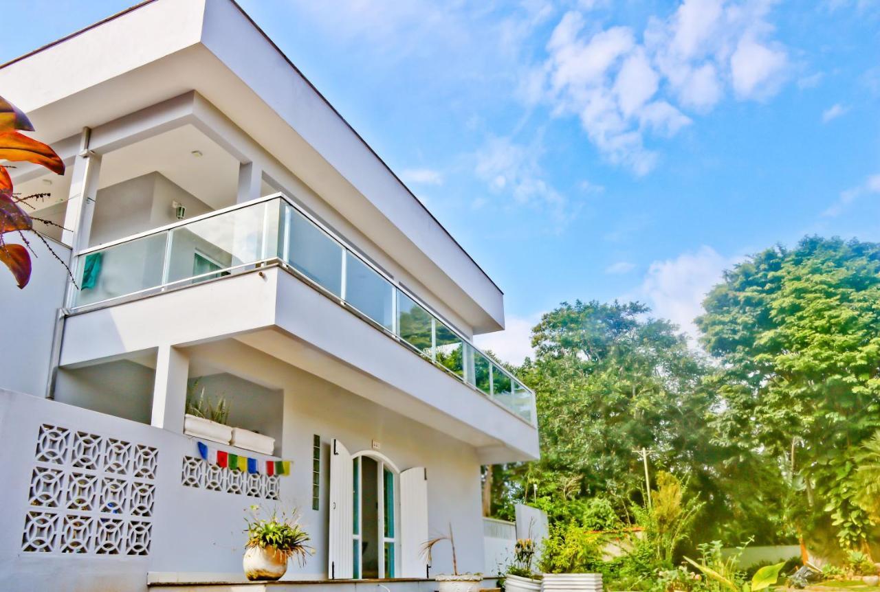 Casa Mani Bed and Breakfast Ubatuba Exteriör bild